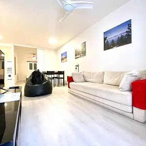https://apartamento-en-gros.basquecountryhotels.org